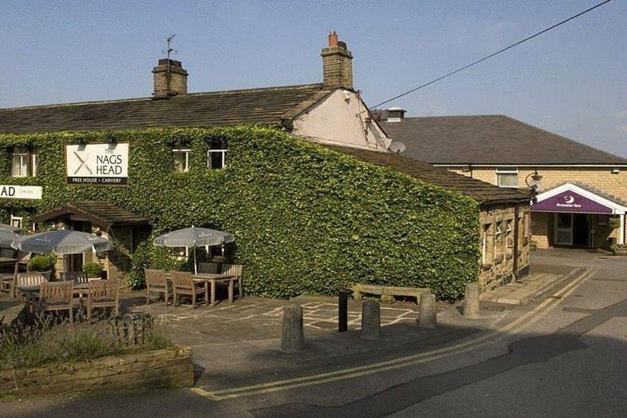 Premier Inn Huddersfield West Eksteriør bilde